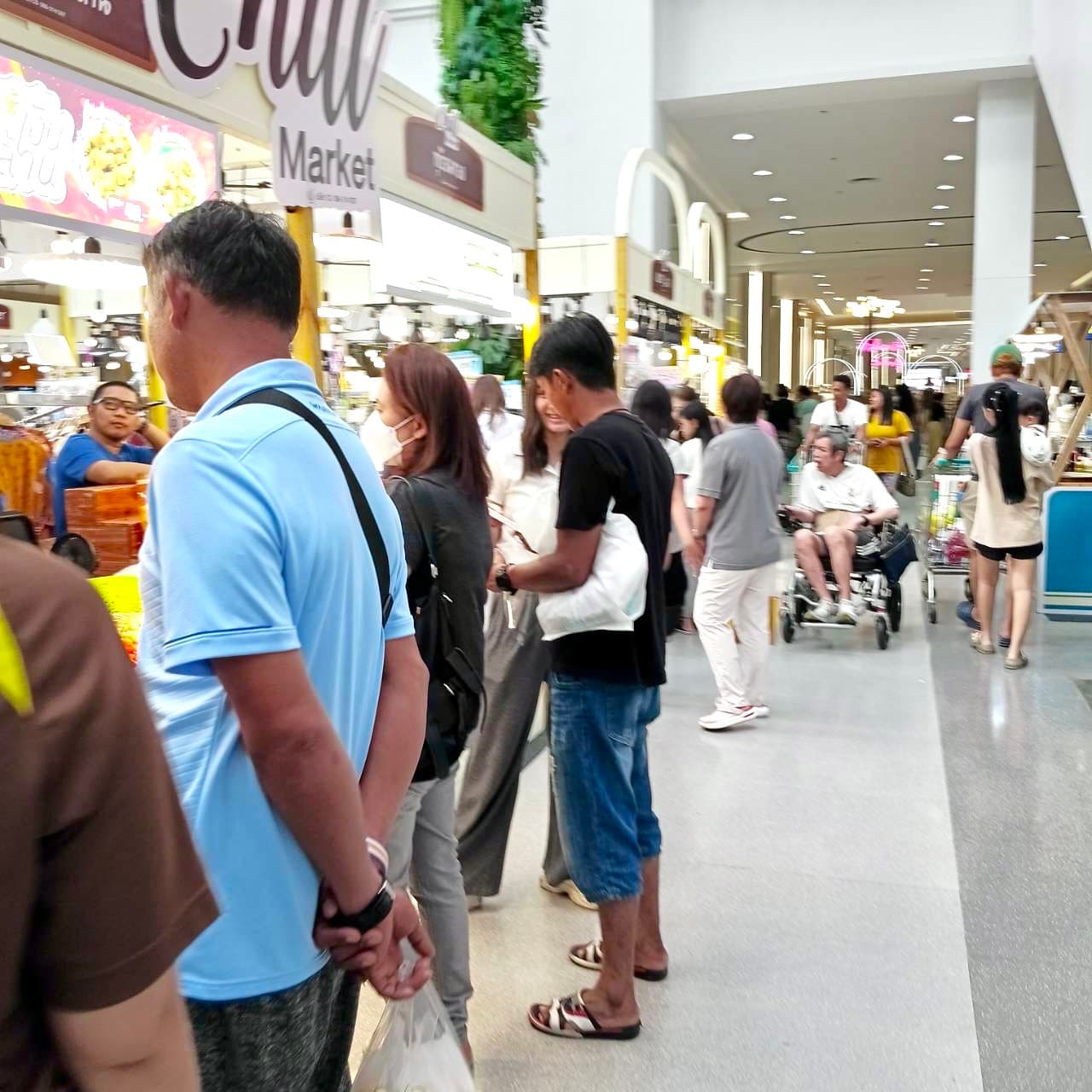 มาร์เก็ตวิลเลจ สุวรรณภูมิ — บูธอาหารและเครื่องดื่ม